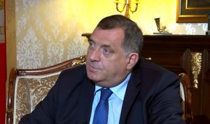 Dodik odbacuje optužbe: Nećemo nikog napasti, ali Srpska ima okvir za odbranu