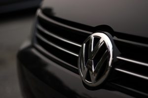 Izvinjenje Volkswagena zbog rasističke reklame: Biće posledica (VIDEO)
