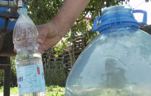 Nakon 10 dana saniran kvar na cevovodu, građani Ivanjice dobijaju vodu (FOTO)