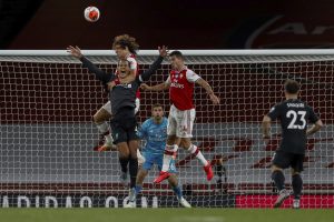 Arsenal potopio novog šampiona: Liverpul digao ruke od rekorda, početničke greške (VIDEO)