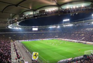 Publika može, ali alkohol ne može: Nemci vraćaju navijače na stadione, FINANSIJE SU PRELOMILE